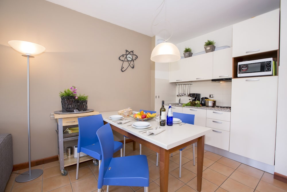 RESIDENZA PORTO LETIZIA 46/50