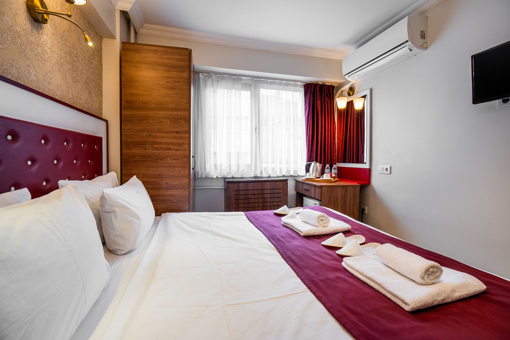 Room, Single