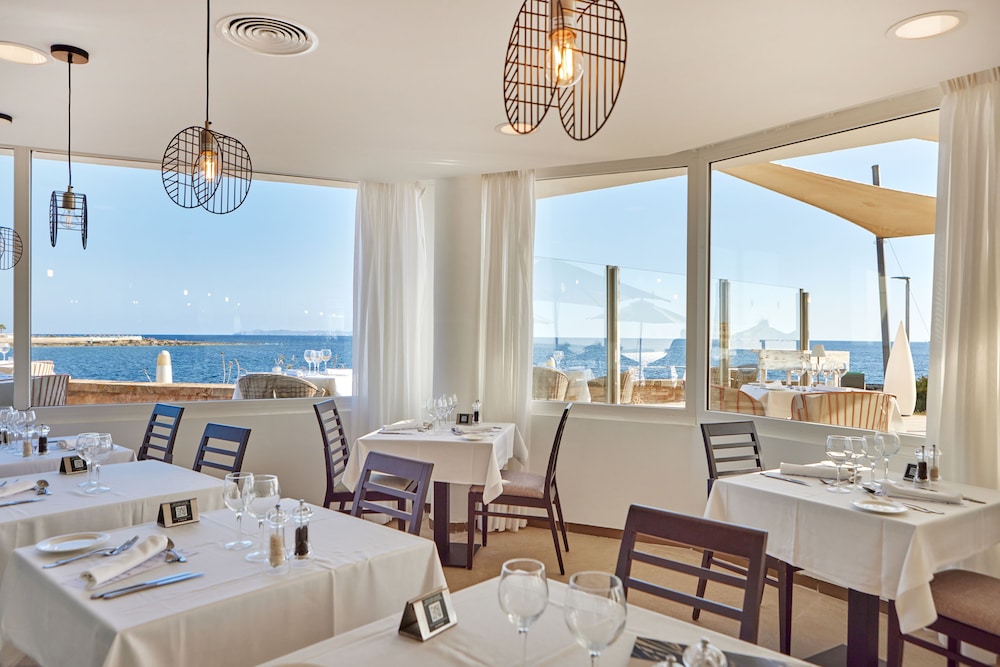 Universal Hotel Cabo Blanco Adults Only 47/75