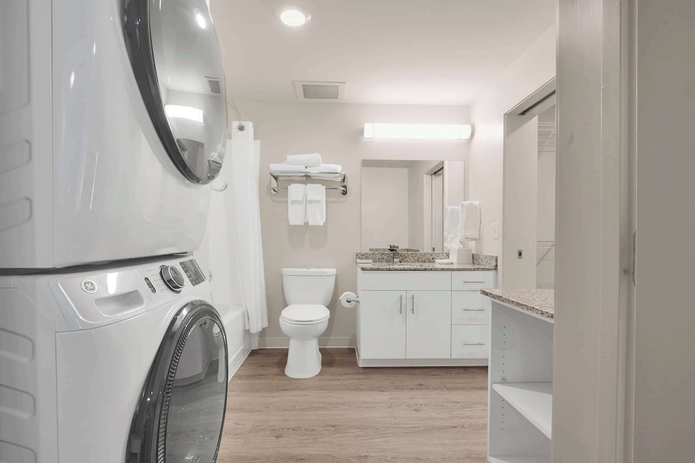 WaterWalk Extended Stay by Wyndham Charlotte - Arrowood 26/63