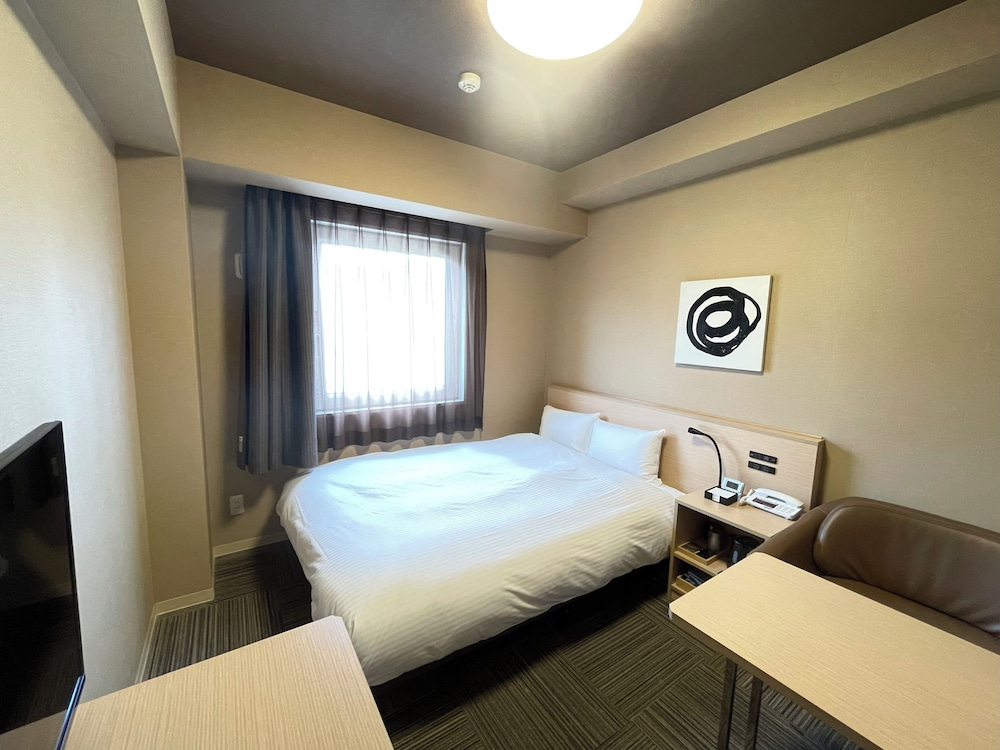 Semi Room, Standard, Semi Double Bed, Smoking