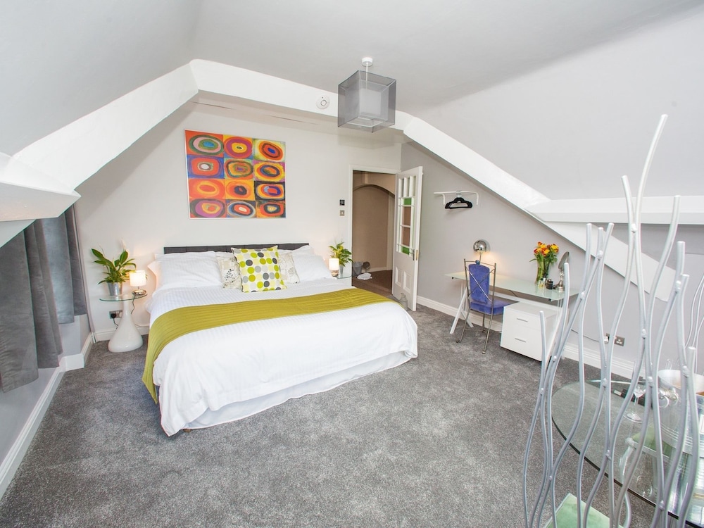 James' Place At Brynawel 22/48