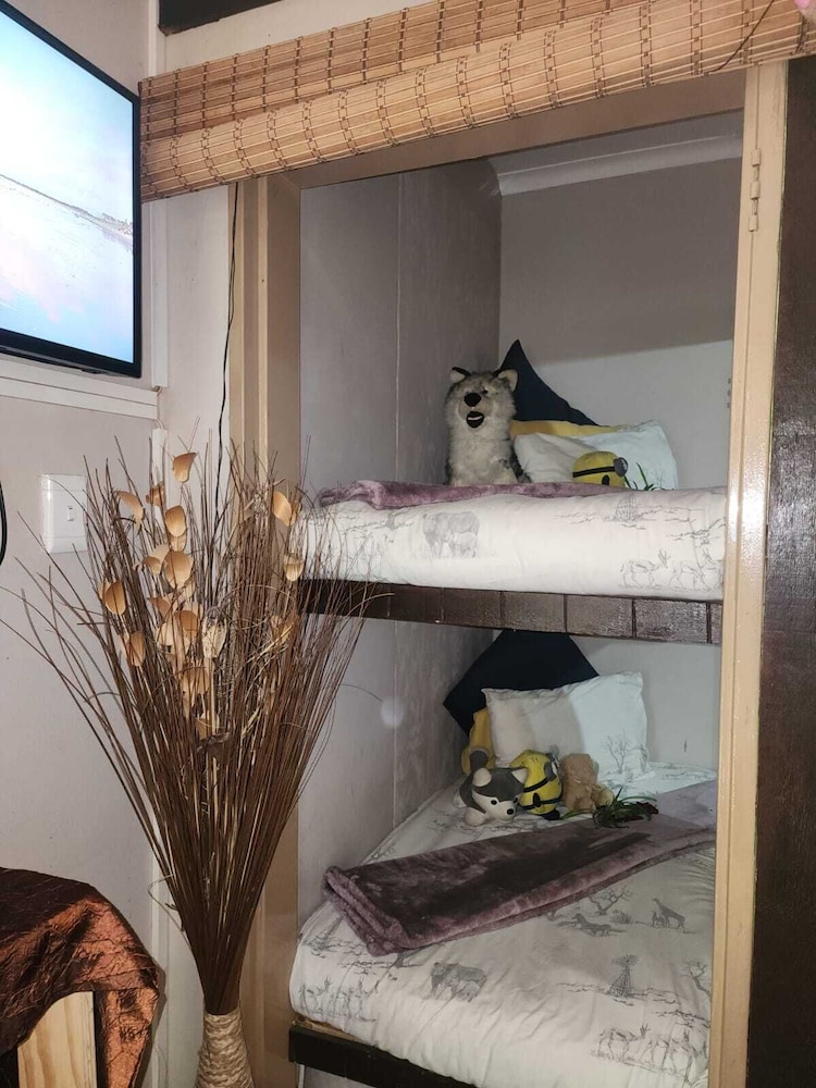 Breena Bnb Guest House 46/50