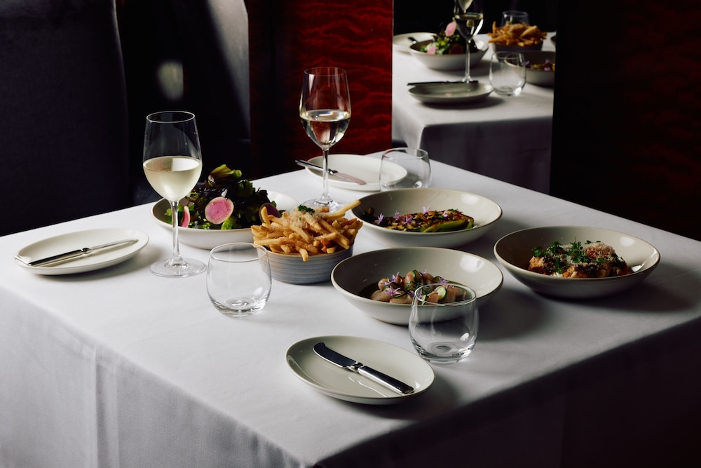 Park Hyatt Melbourne 63/74