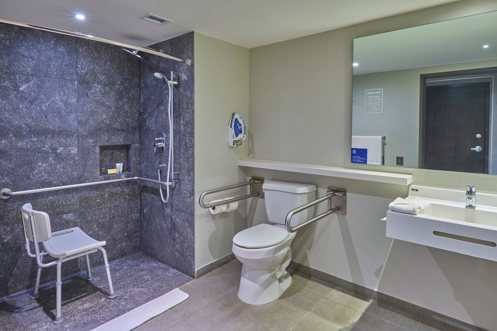 City Express by Marriott Guaymas 56/58