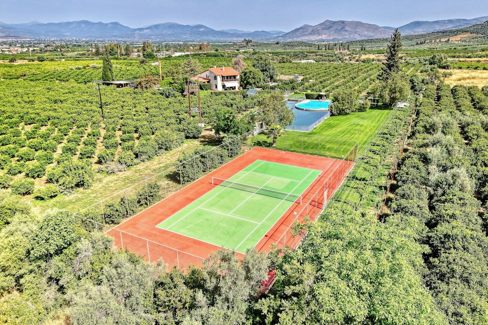 Orange Grove Villa 24/50