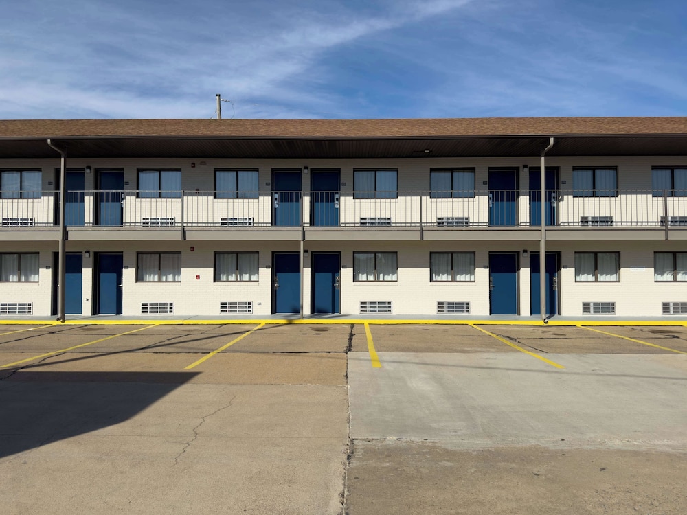 Motel6 Dyersburg, TN 1/50