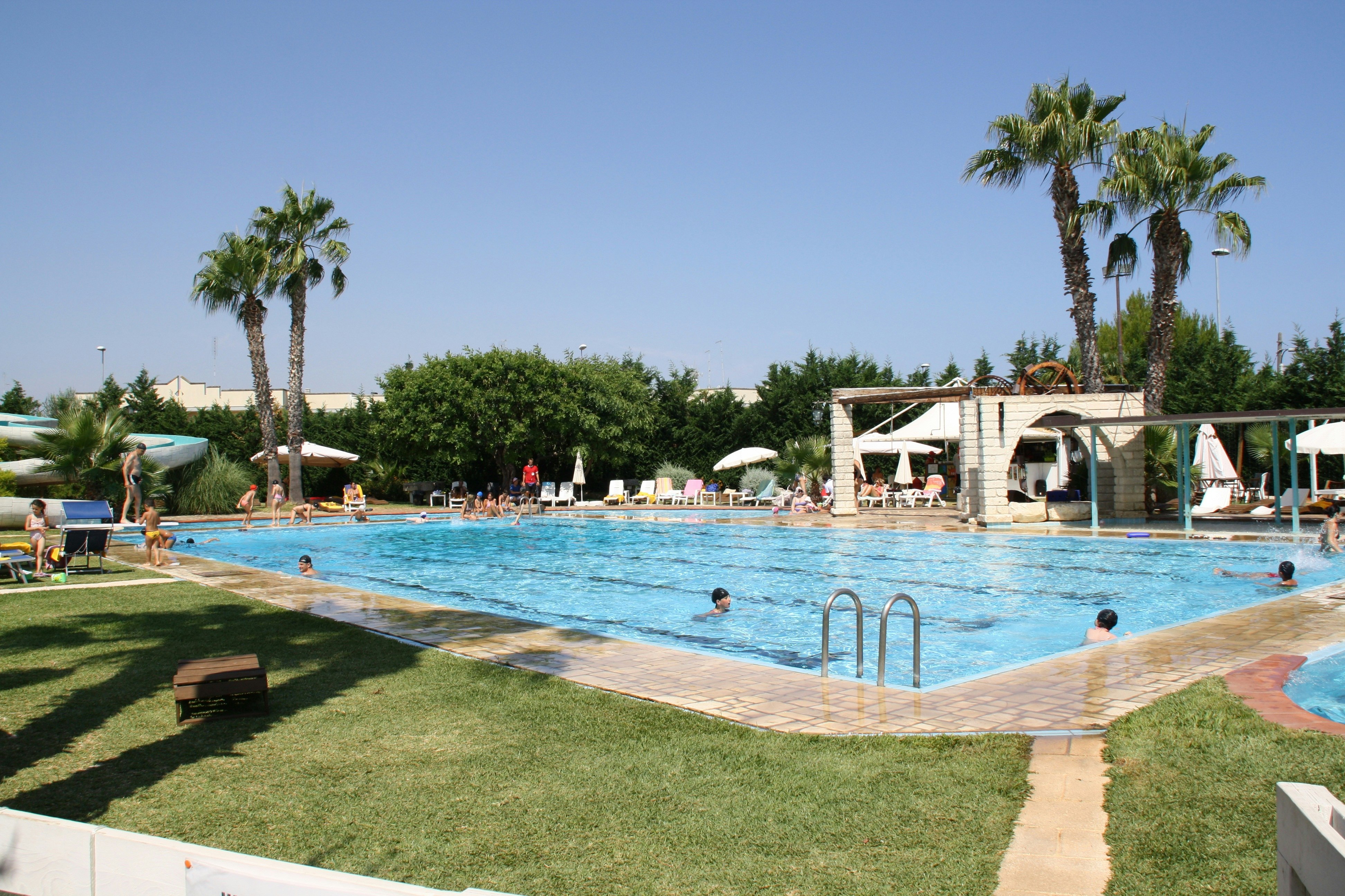 UNA Hotels Regina Bari 54/57