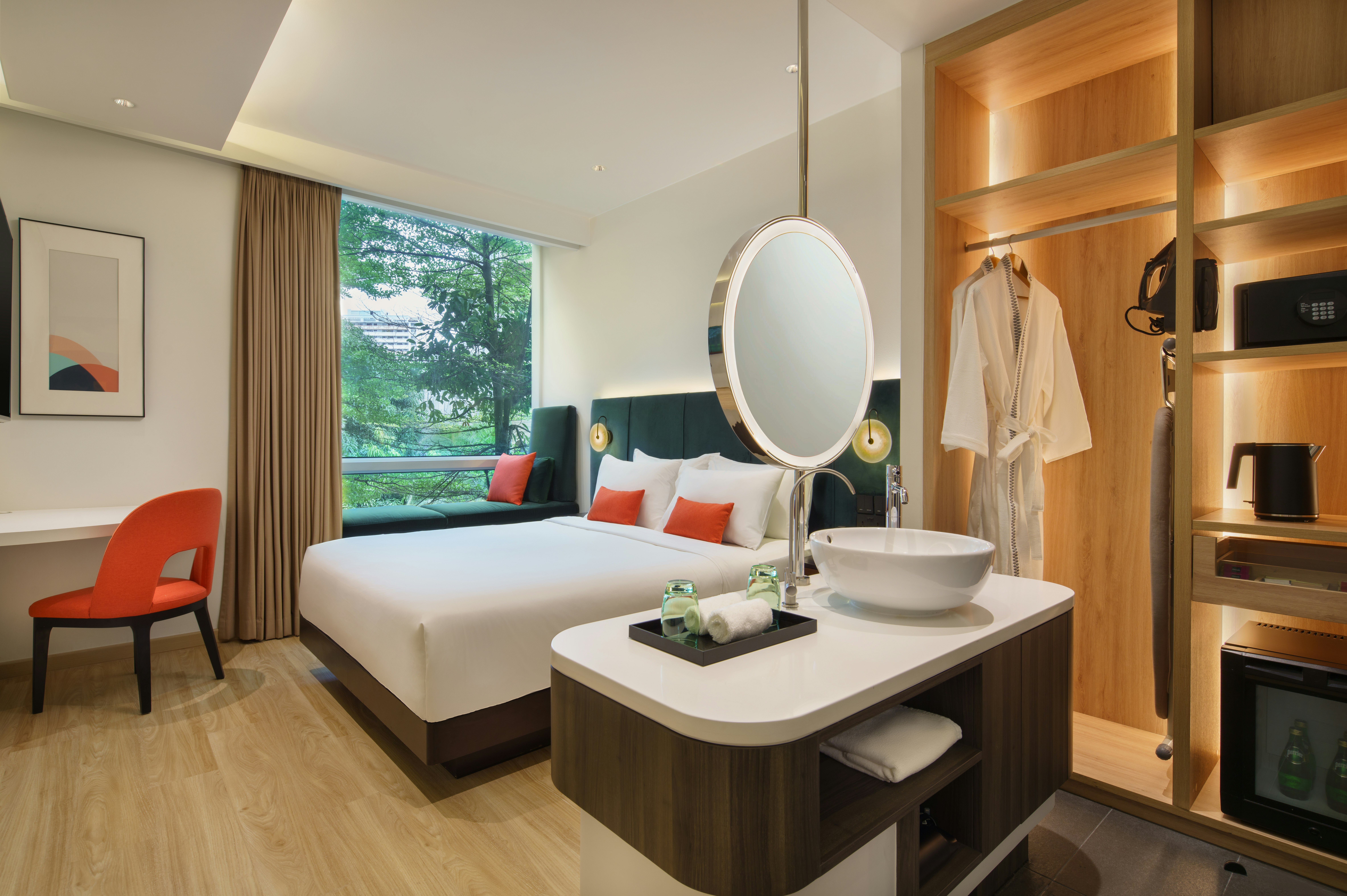 Park Regis by Prince Singapore 39/43