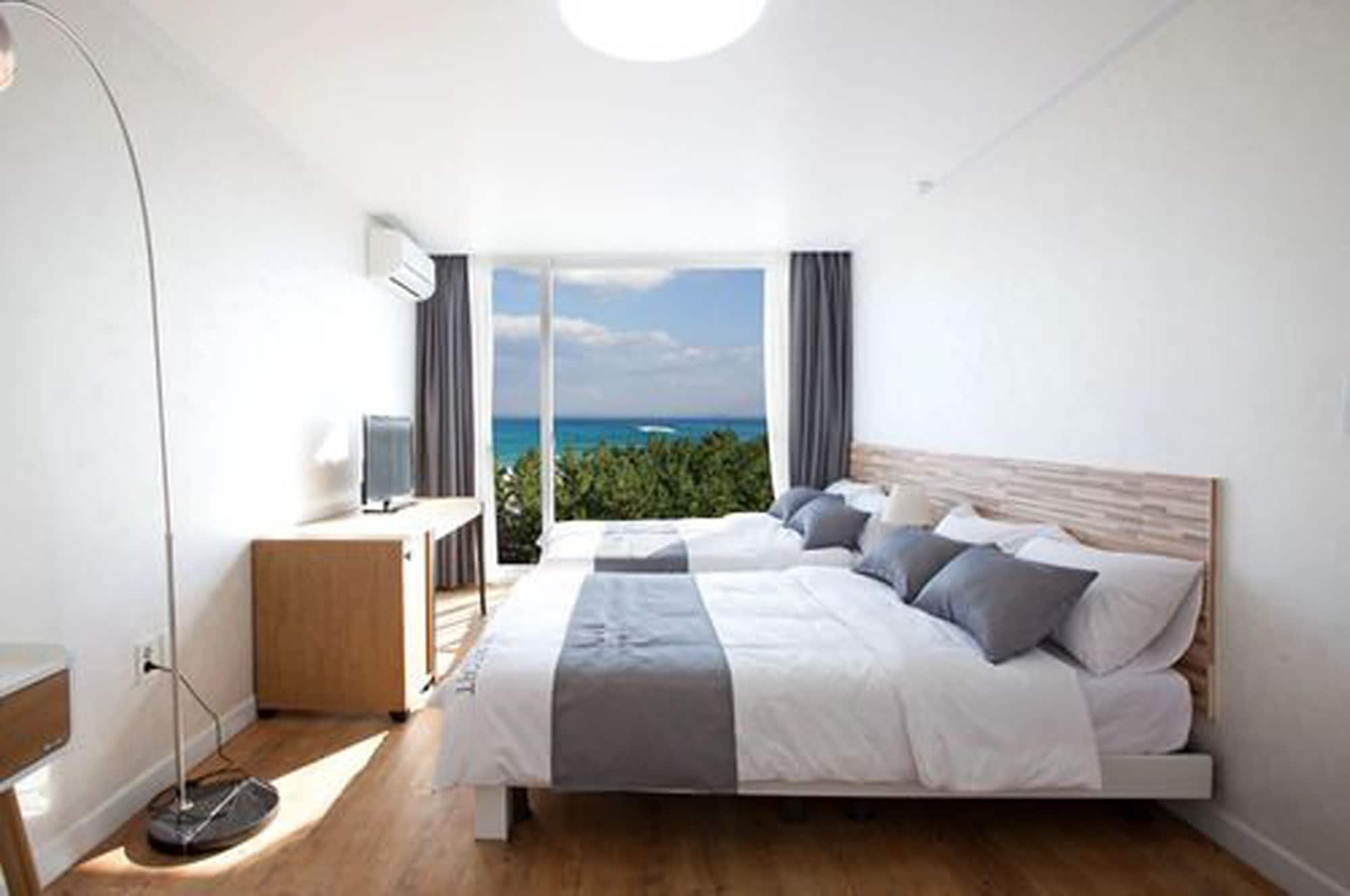 Ocean, Suite, 2 Double Beds