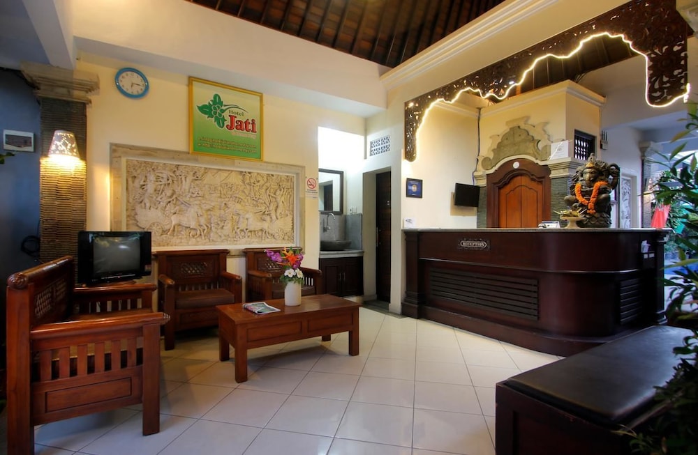 Hotel Jati And Home Stay 16/71