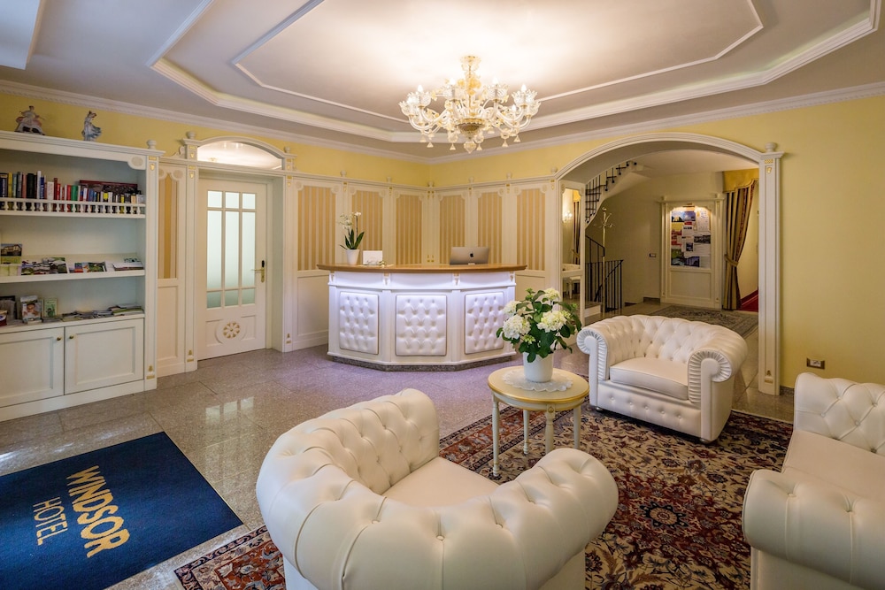 Windsor Hotel 10/50