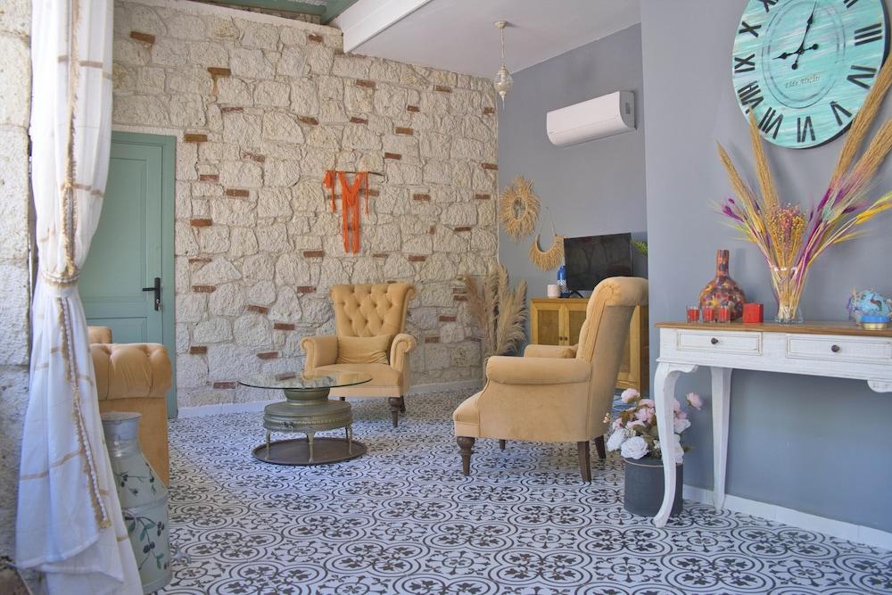 Elda Alacati Boutique Hotel 5/25