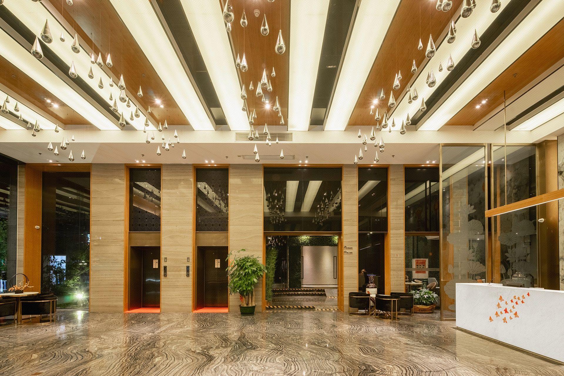 Yunzhu No.1 Hotel (Guangzhou Olympic Sports Center, Tianhe Zhucun Metro Station Branch) 9/24