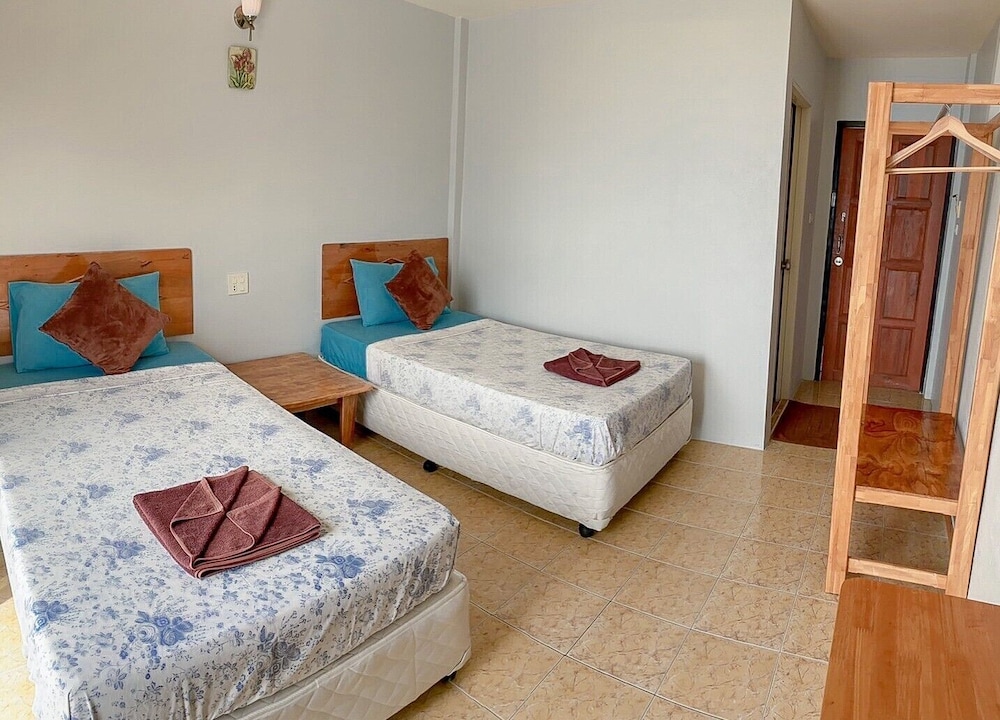 Bounty Resort 14/74