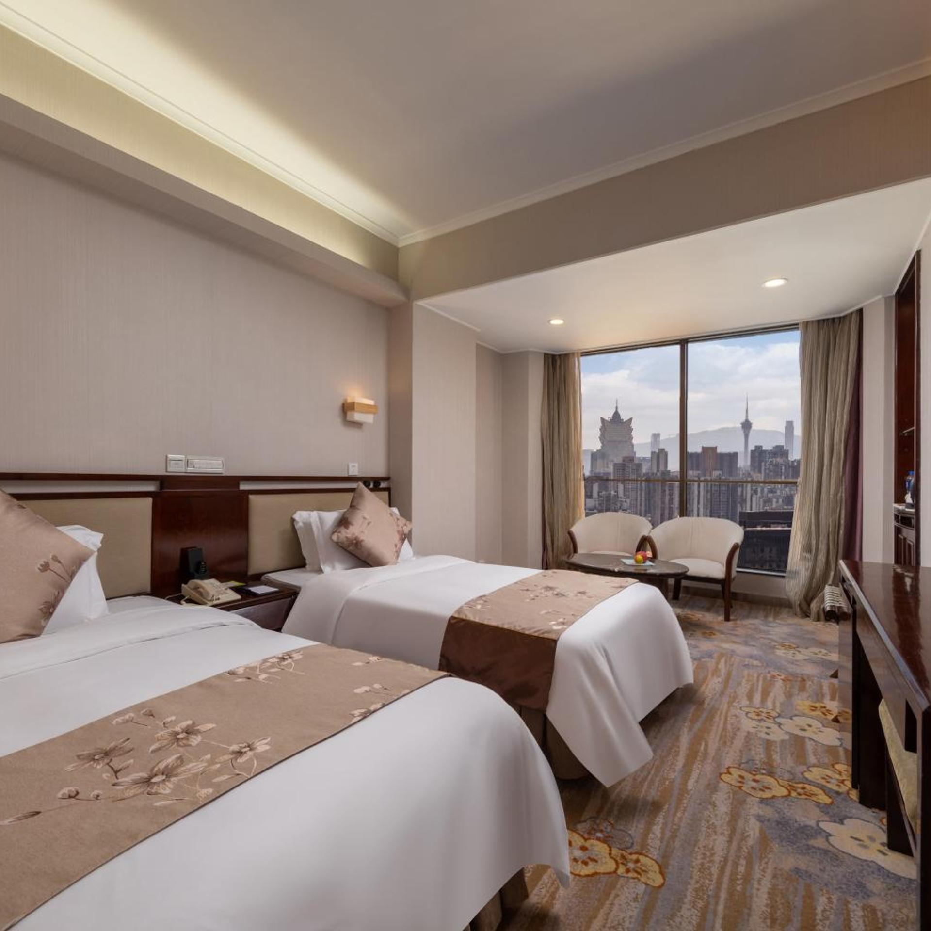 Serene, Twin Beds, Panoramic Floor