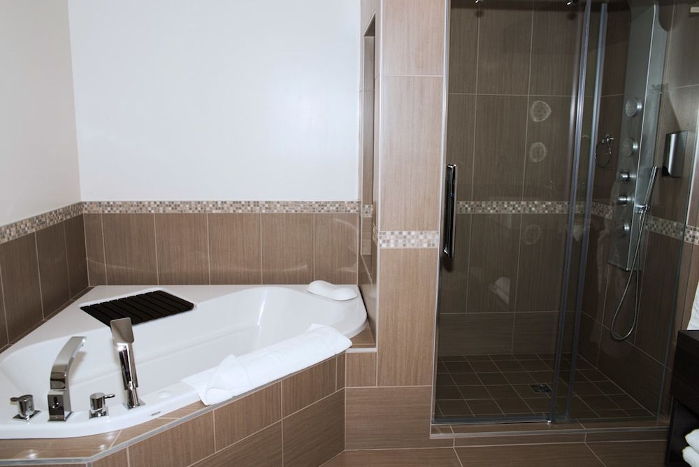 Auberge L Ambassadeur 14/58