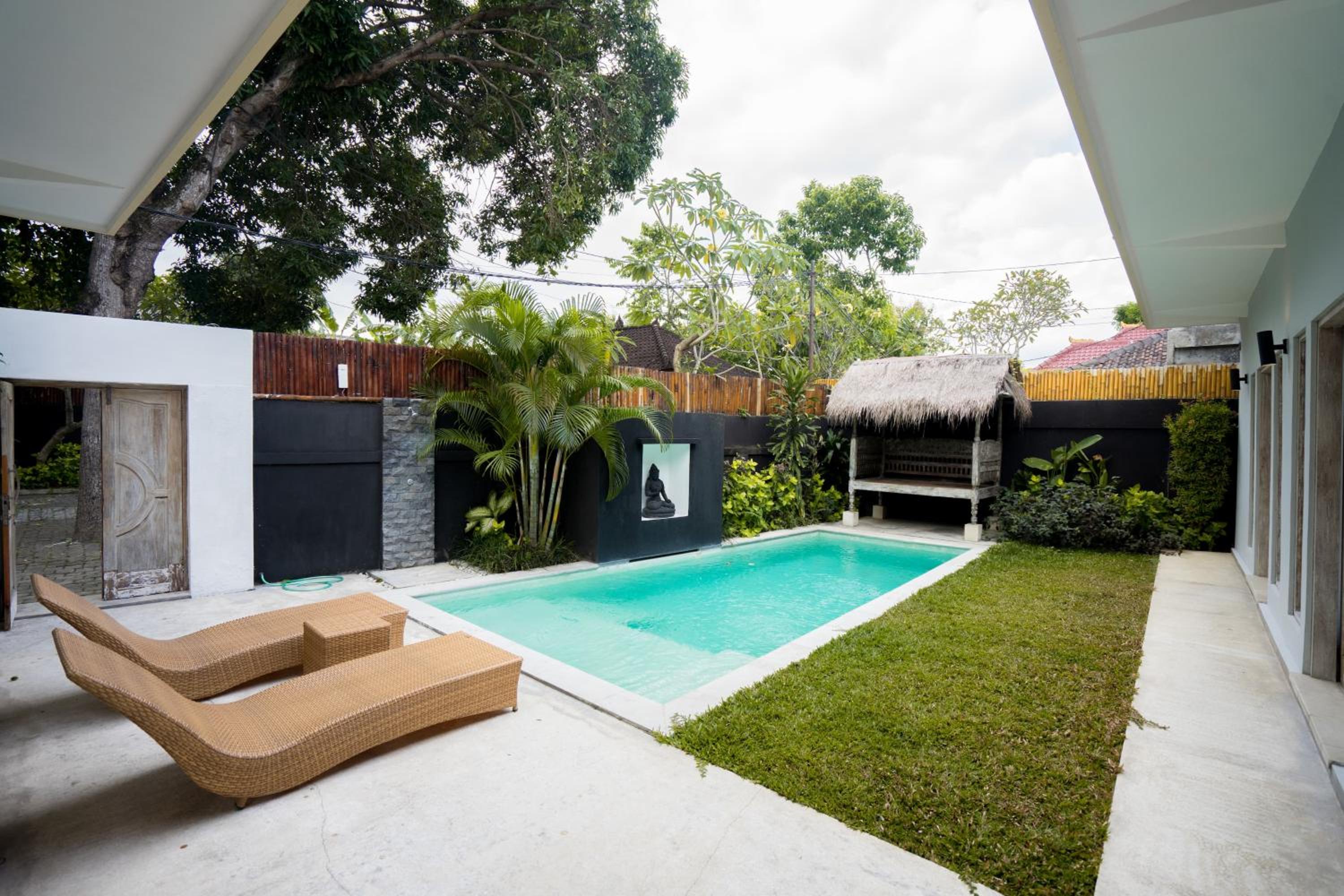 The Catur Villa 44/50