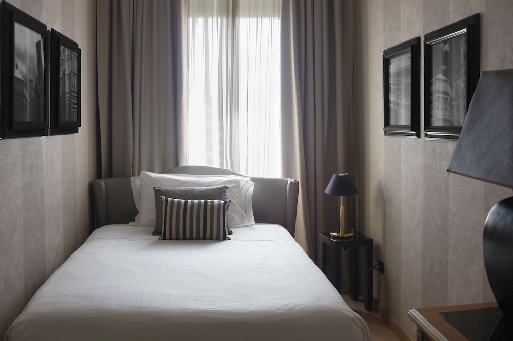 C-Hotels Ambasciatori 23/68