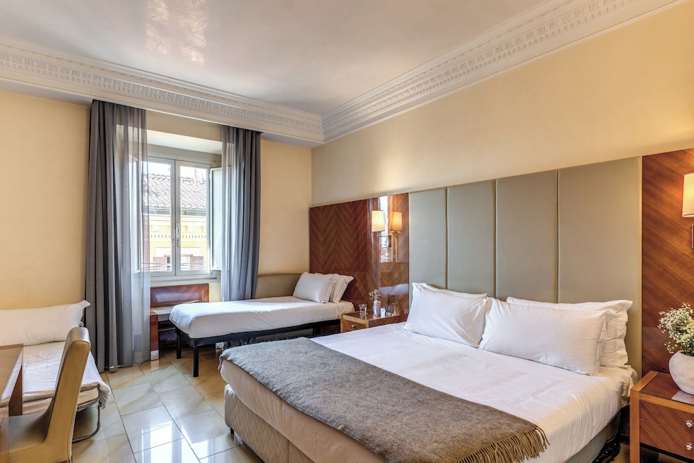 Hotel Sonya 18/48