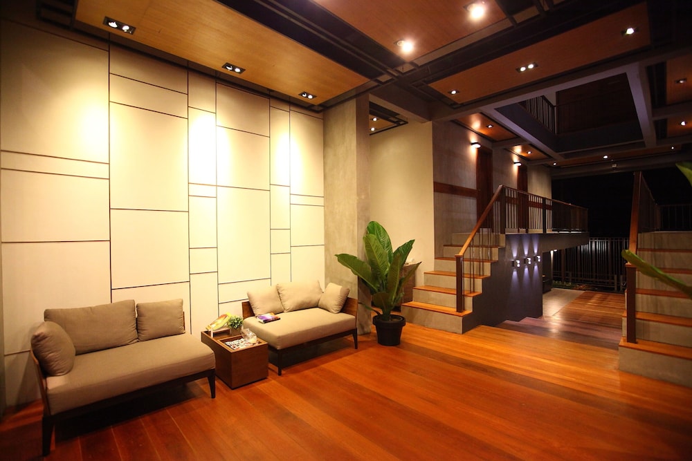 Chic Chiangkhan Hotel 24/28