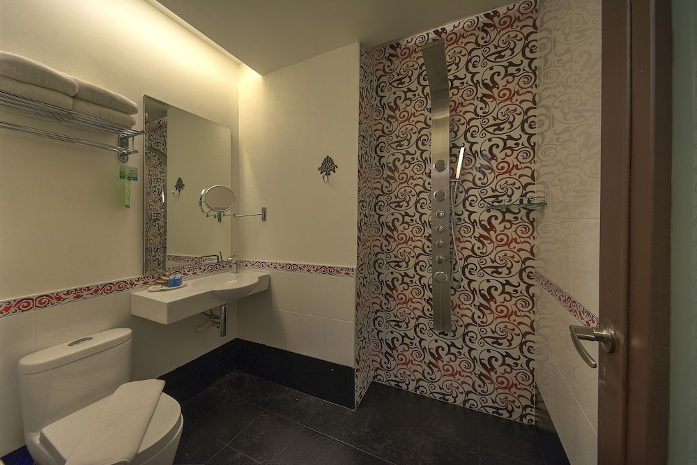 Arenaa Deluxe Hotel Melaka 60/61