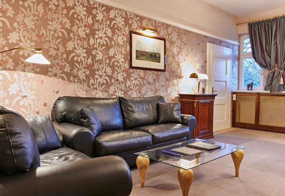 Schlosshotel Wendorf 28/50