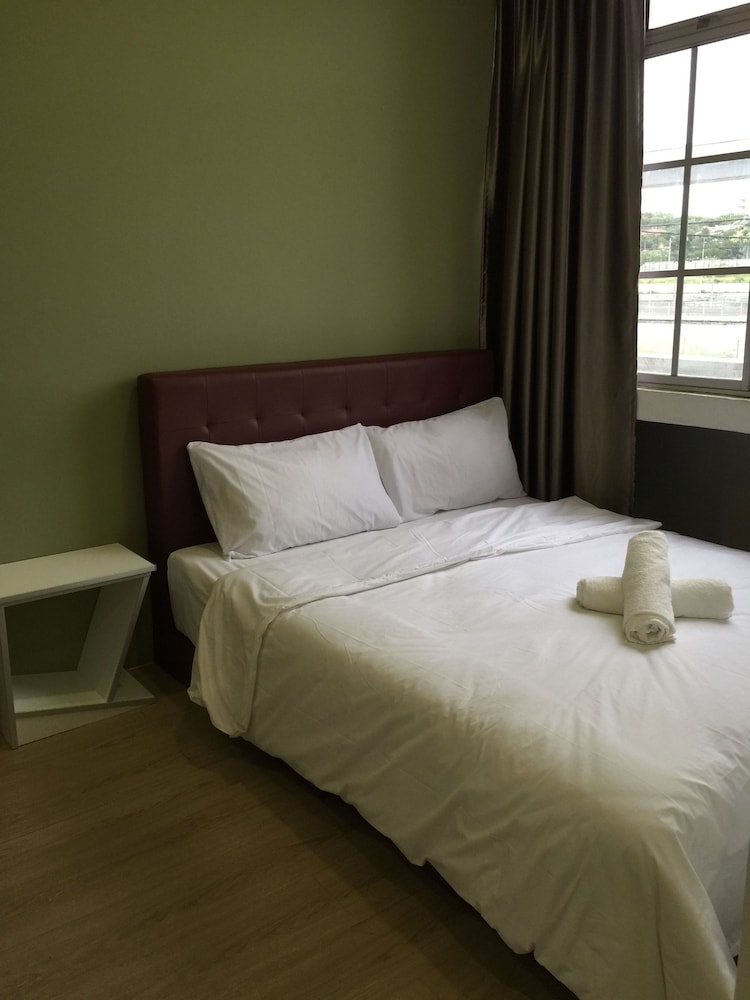 The B'hotel Kajang 17/40