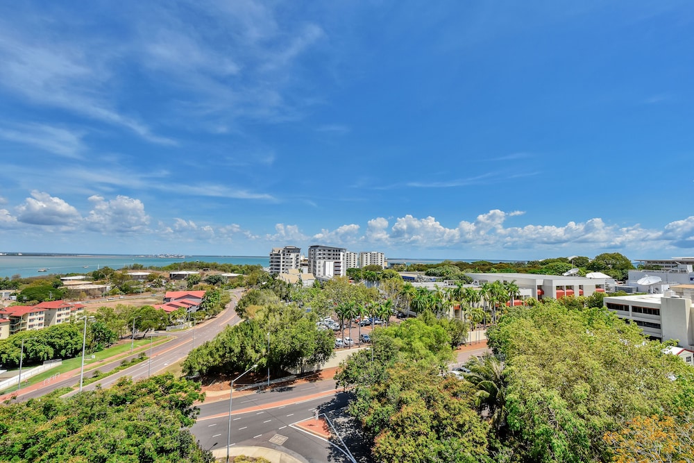 Argus Apartments Darwin 62/68