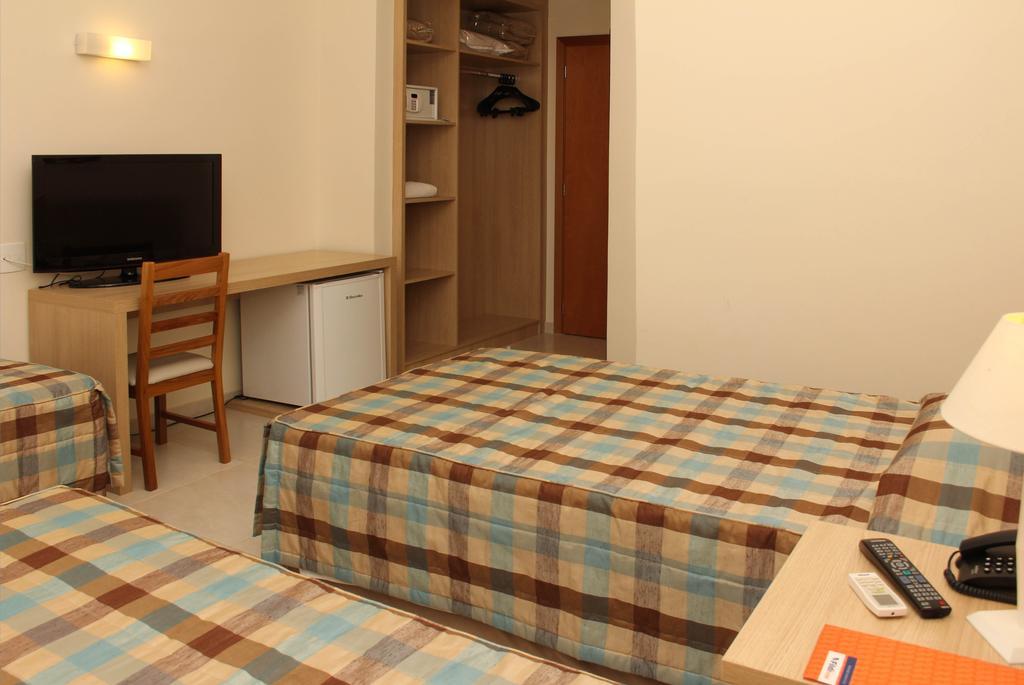 Fildi Hotel 25/27