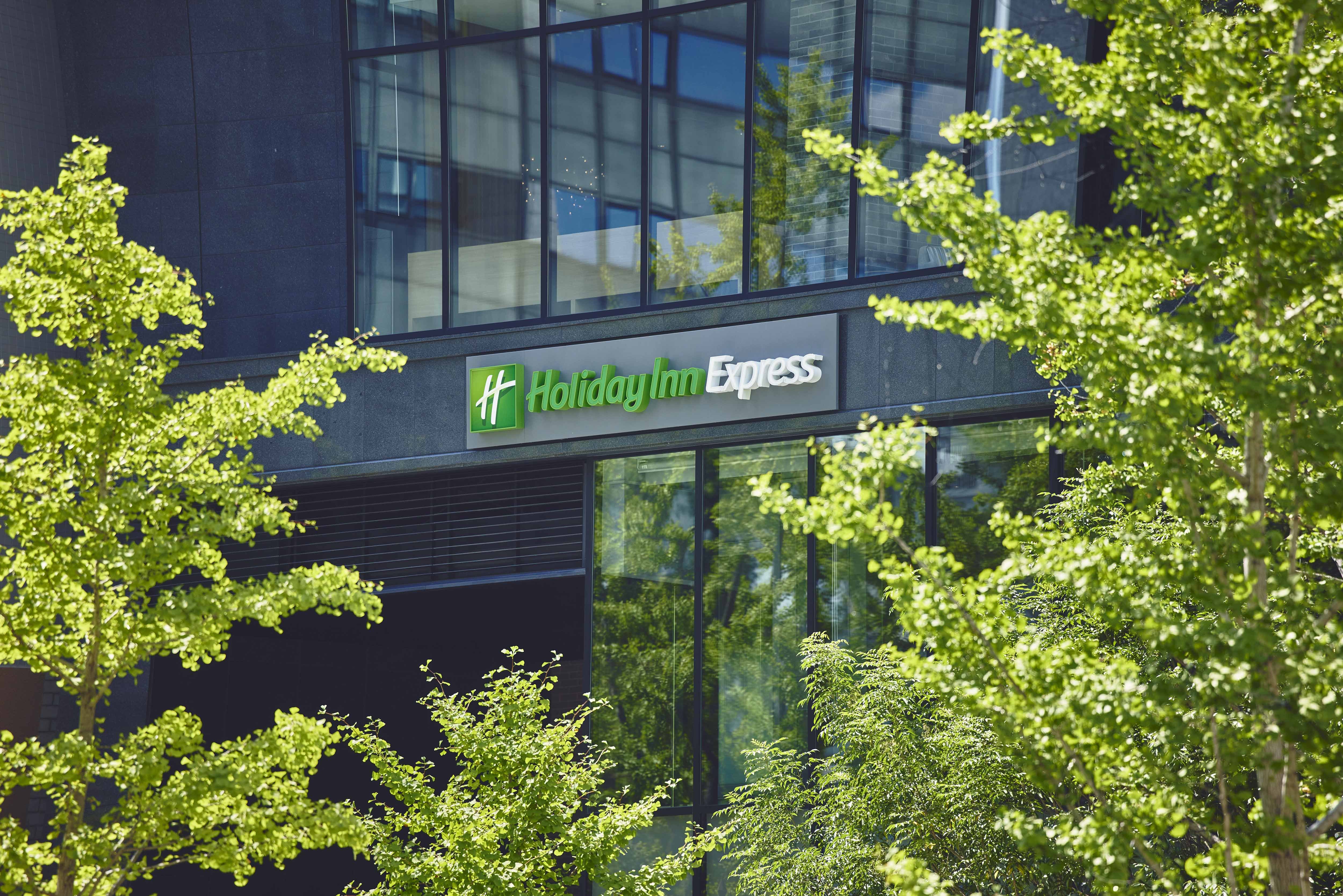 Holiday Inn Express Osaka City Centre Midosuji 4/86