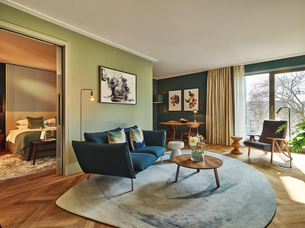 Hyatt Regency Amsterdam 51/71