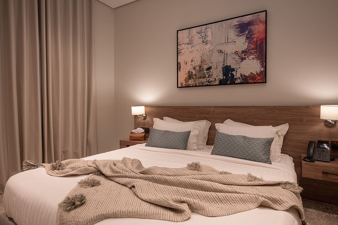 DELUXE, APARTMENT