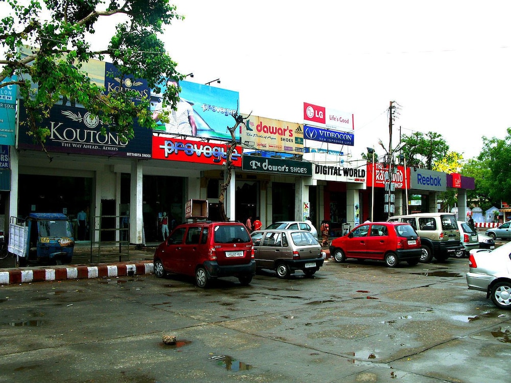 Hotel Bhoomi Residency 23/31