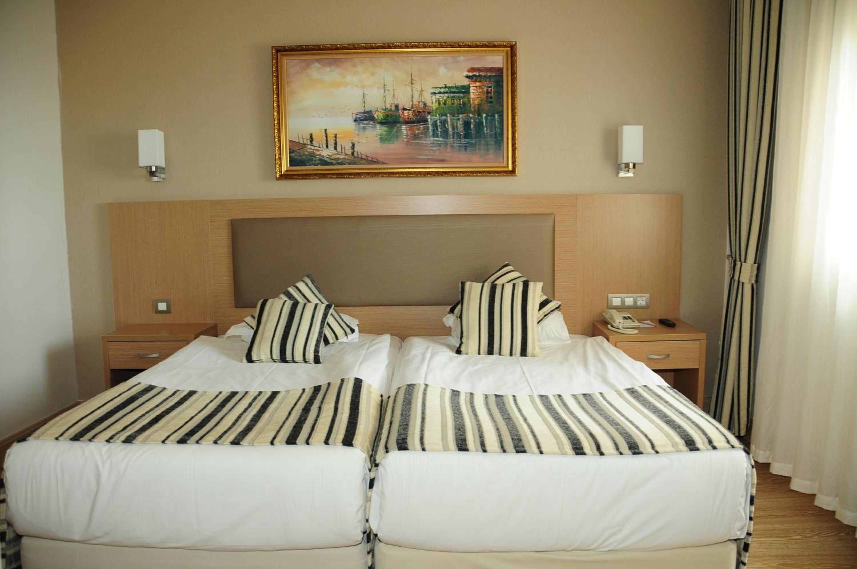 Standard, Double Bed