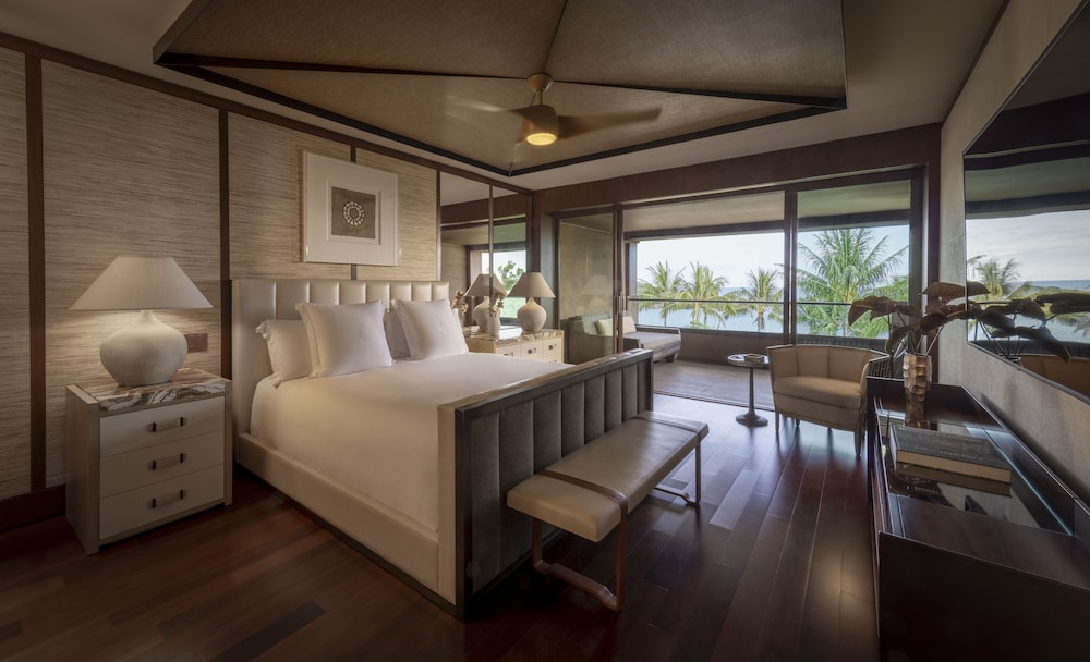 Deluxe, Penthouse, Suite, King Bed