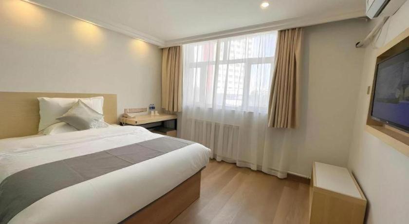 Green Tree Inn Urumqi South Xinhua Road Business Hotel 25/42