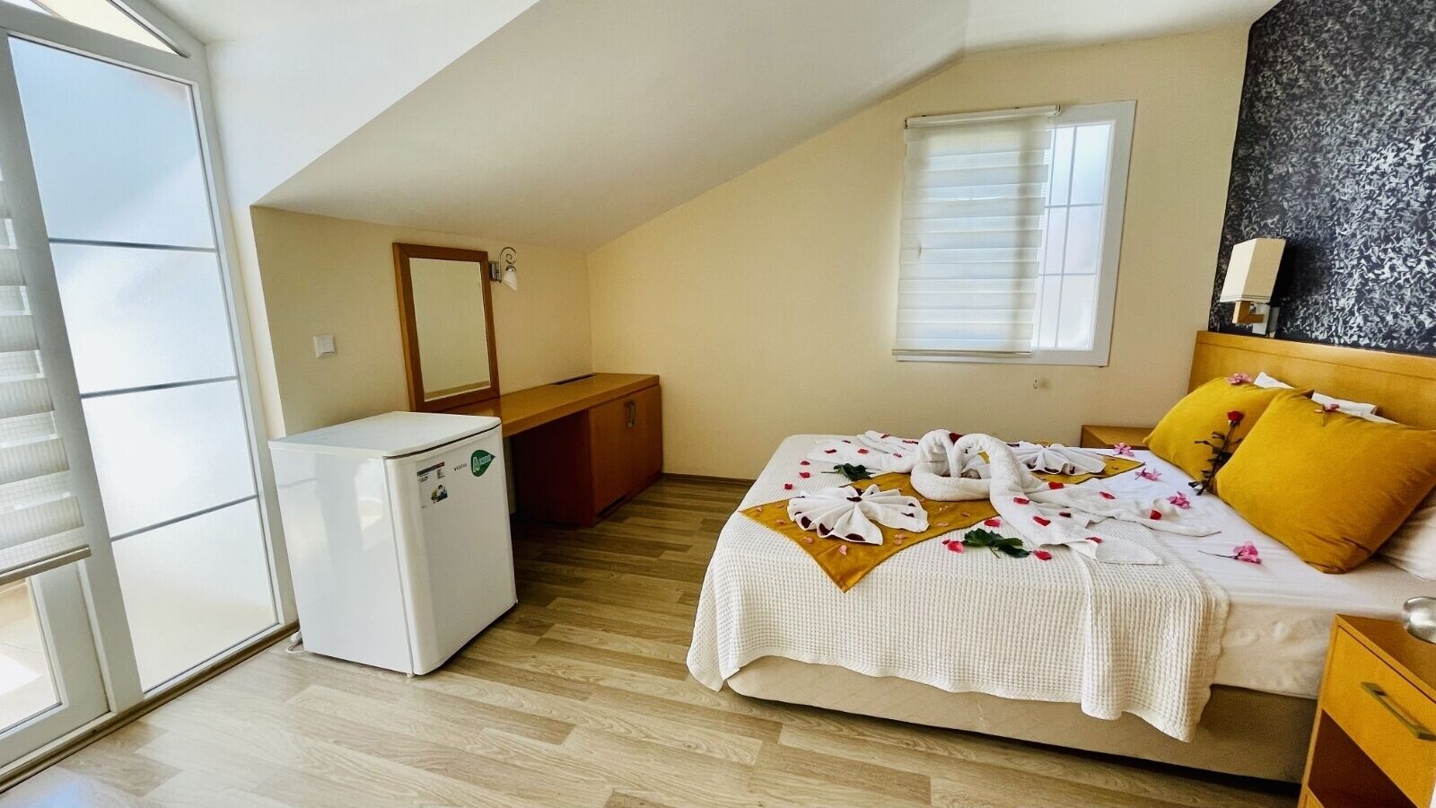 Family, 1 Double and 3 Single Beds