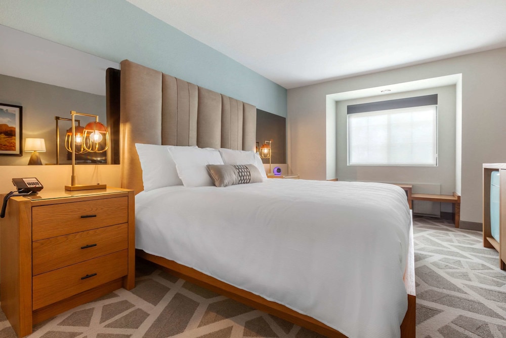 La Quinta Inn & Suites by Wyndham Tempe University / Phoenix 26/60