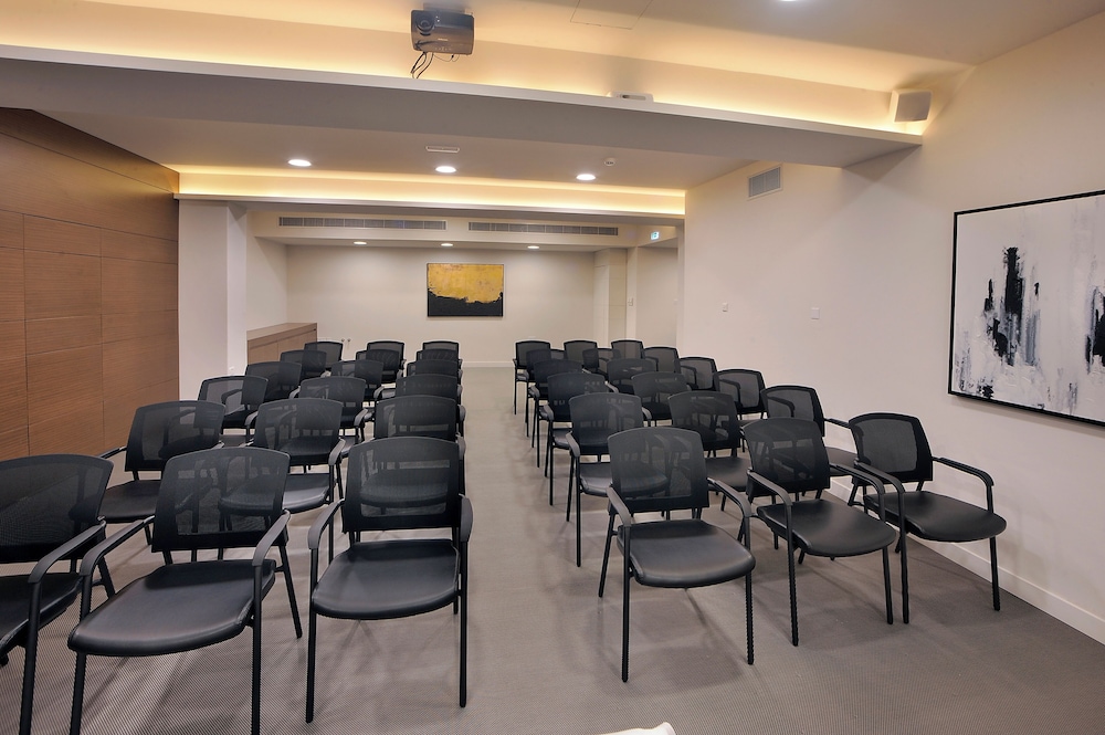 Nelia Beach Hotel & Spa 49/67