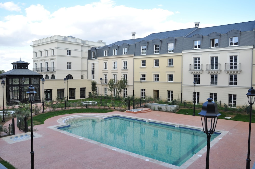 Aparthotel Adagio Serris - Val d Europe 76/78