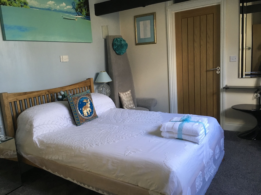 Cherrywood Lodge 15/50