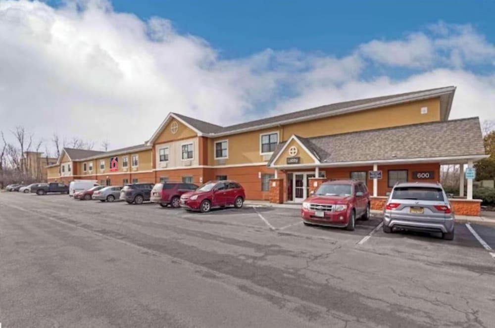 Studio 6 Extended Stay Rochester Greece NY 47/57