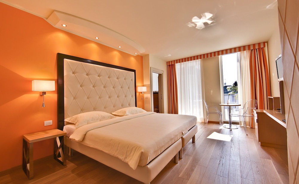 Hotel Kristal Palace 13/48