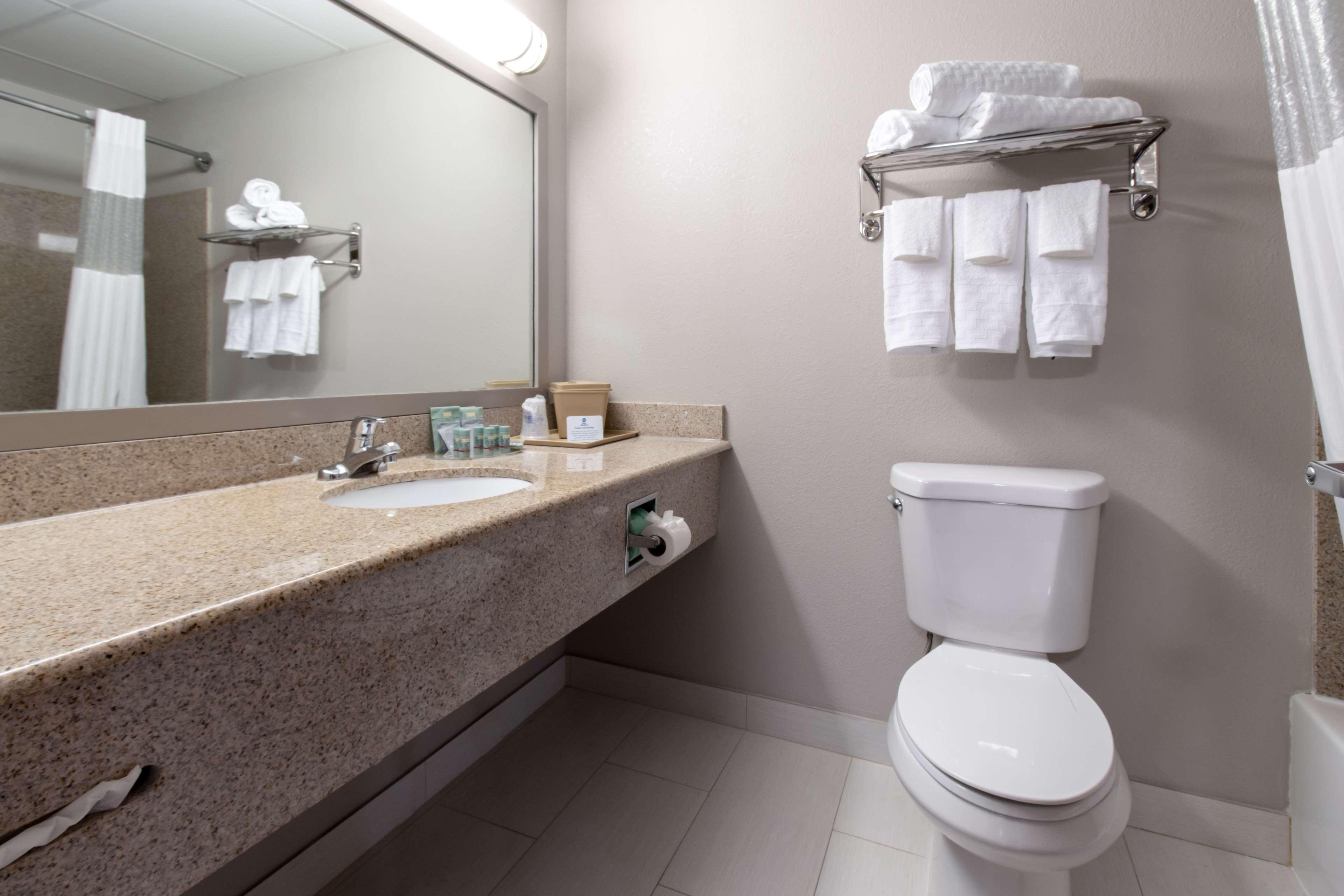 جناح بغرفتي نوم، Best Western Dartmouth-New Bedford 2/4