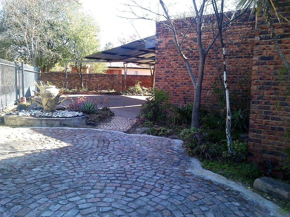 Gorgeous Gecko Guesthouse 20/29
