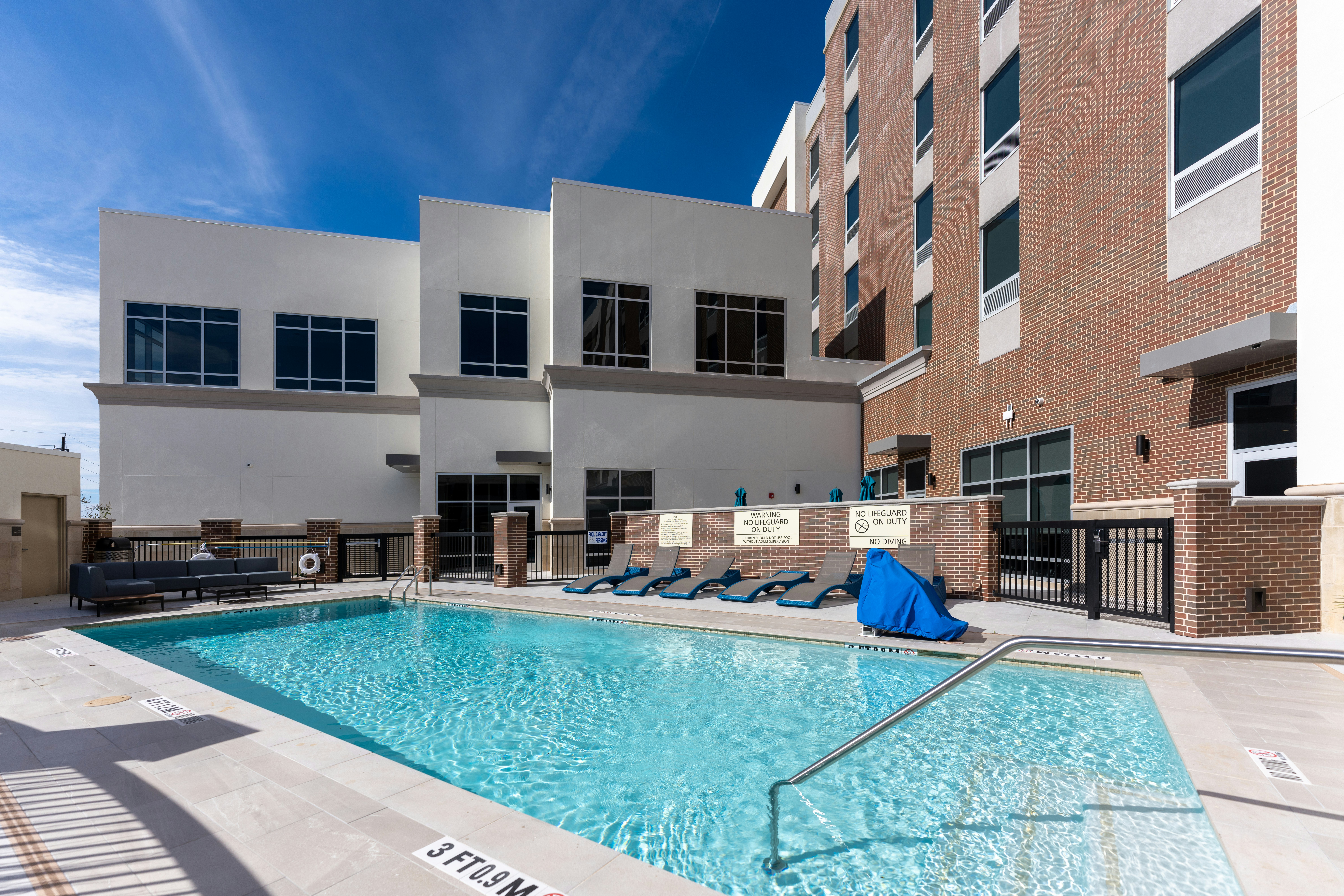 Hampton Inn Suites Houston Sugar Land 2/34