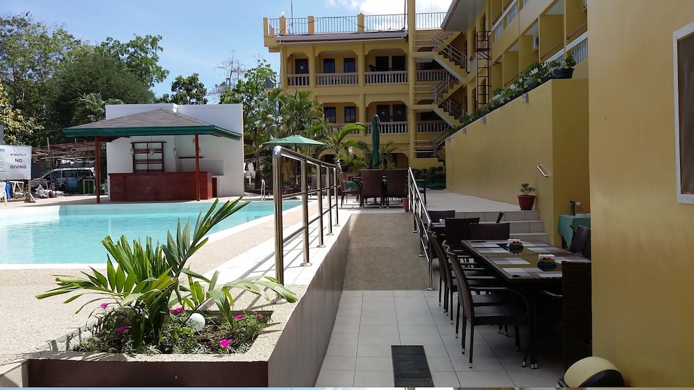 Cherrys Home Too Inland Resort 7/69