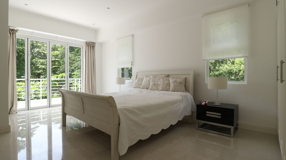 Chateau Elysium 24/50
