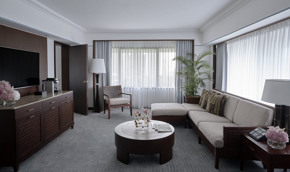 The Peninsula Manila 22/34